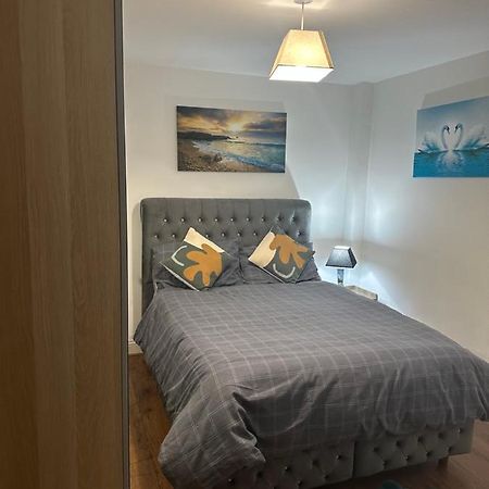Beautiful Hoe Street Dream Ground Floor One Bedroom Apartment London Exteriör bild