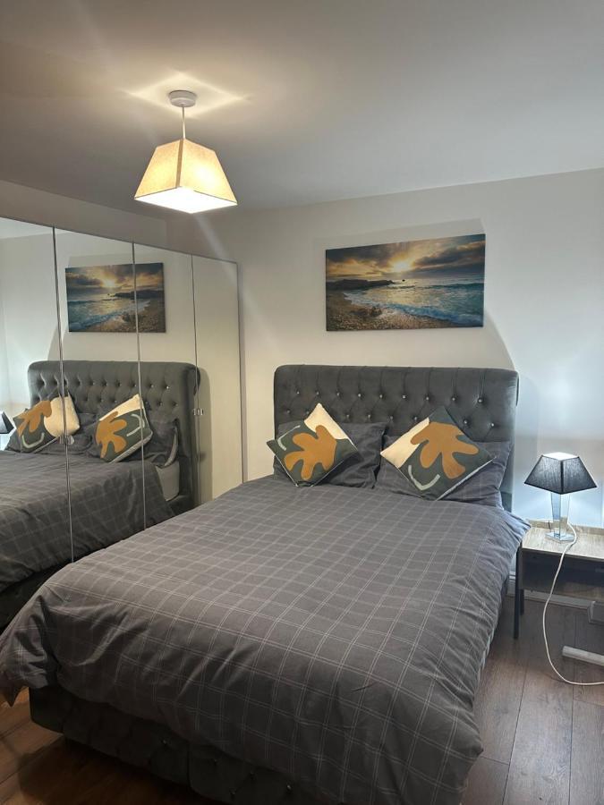 Beautiful Hoe Street Dream Ground Floor One Bedroom Apartment London Exteriör bild