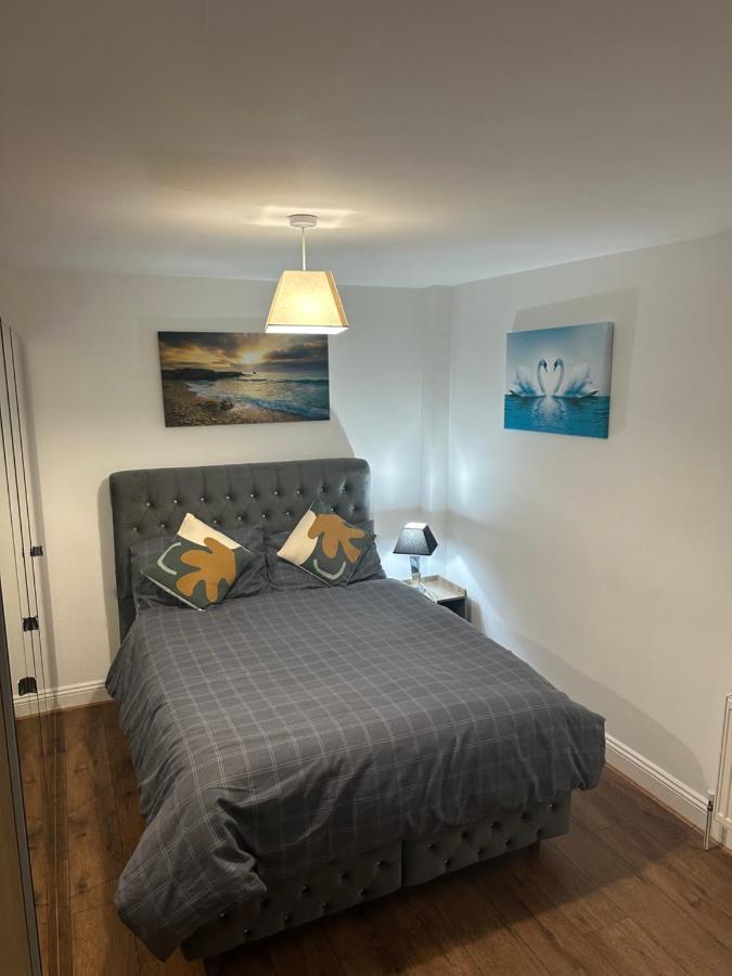 Beautiful Hoe Street Dream Ground Floor One Bedroom Apartment London Exteriör bild