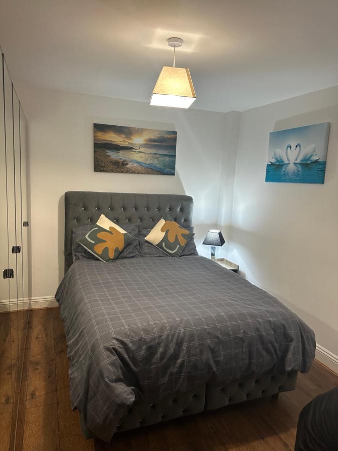 Beautiful Hoe Street Dream Ground Floor One Bedroom Apartment London Exteriör bild
